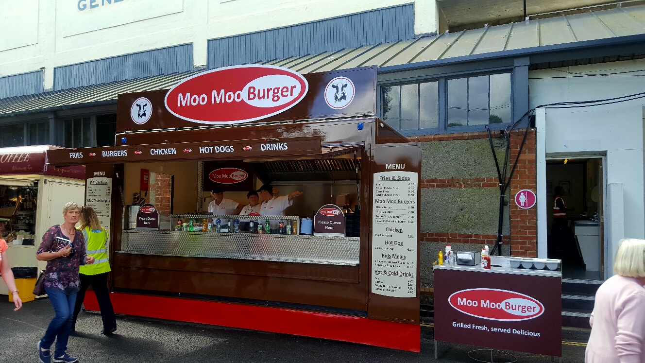 Moo Moo Burger | Farrell Event Catering
